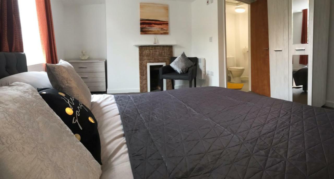 2 Bed Apartment With 2 Ensuites-Near Train Station /Mayflower /City Southampton Buitenkant foto